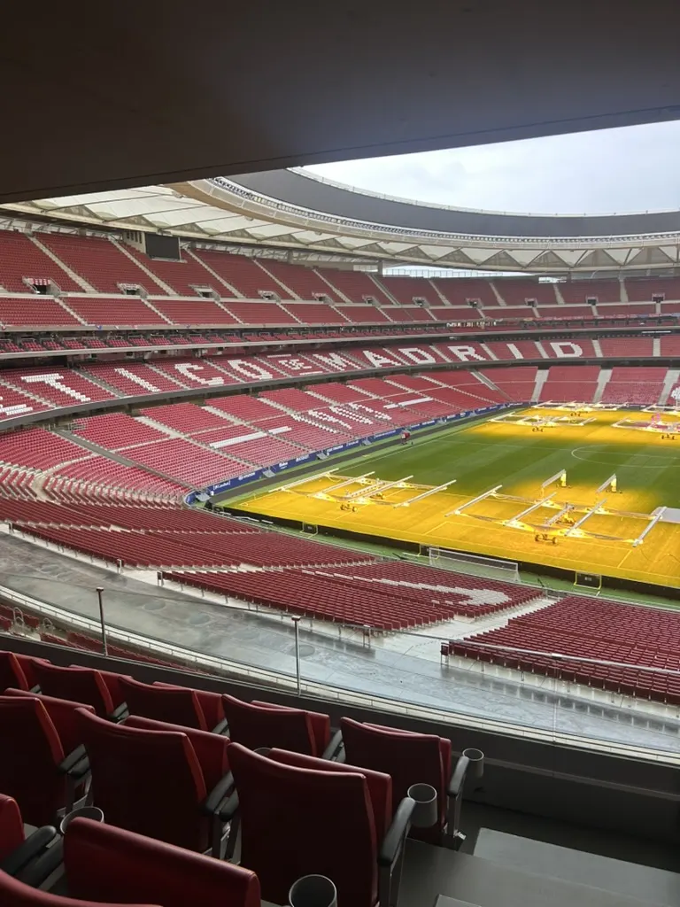 Grabación de El Diario del Poder en el estadio Metropolitano